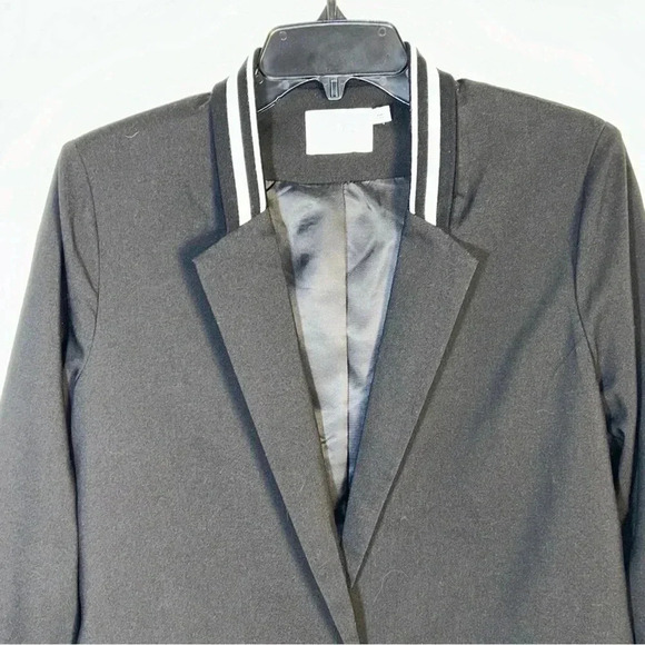 Lush Jacket Sz Small One Button Blazer Ruch Sleeves Black Stretch Stripe Collar - Picture 5 of 12